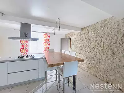 Maison, 180 m²
