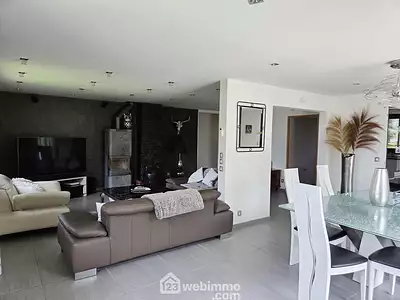 Maison, 224 m²