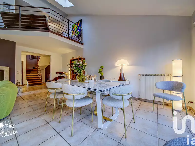 Maison, 191 m²