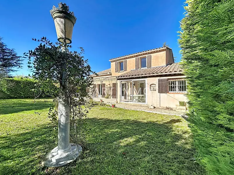 Maison, 160 m²