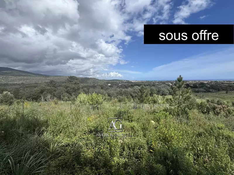Terrain, 1 182 m²