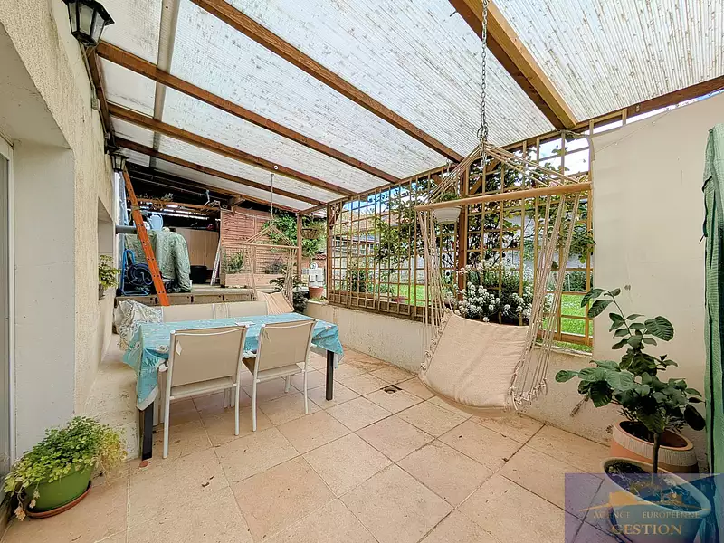 Maison, 160 m²