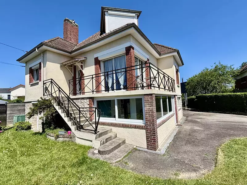 Maison, 166 m²