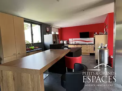 Maison, 167 m²