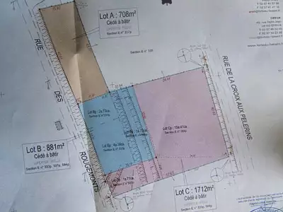 Terrain, 2 593 m²