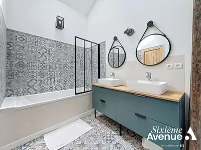 Maison, 181 m²