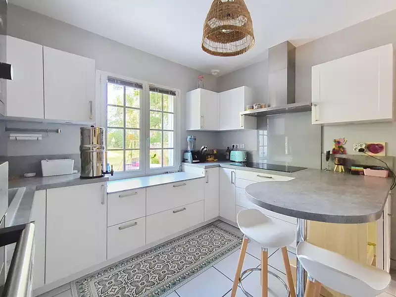 Maison, 167 m²
