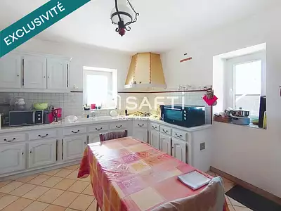 Maison, 267 m²