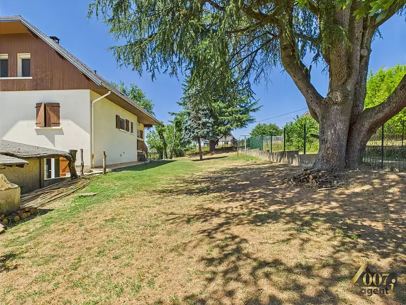 Maison, 197 m²
