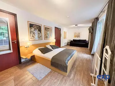 Maison, 711 m²