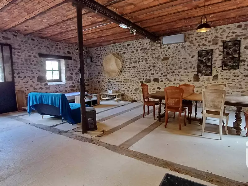 Maison, 250 m²