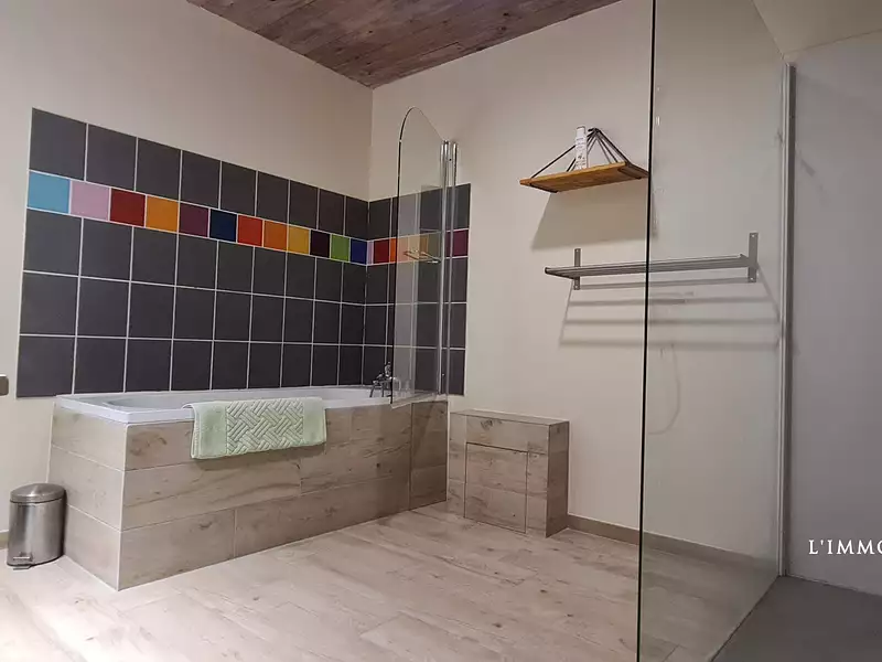 Maison, 221,83 m²