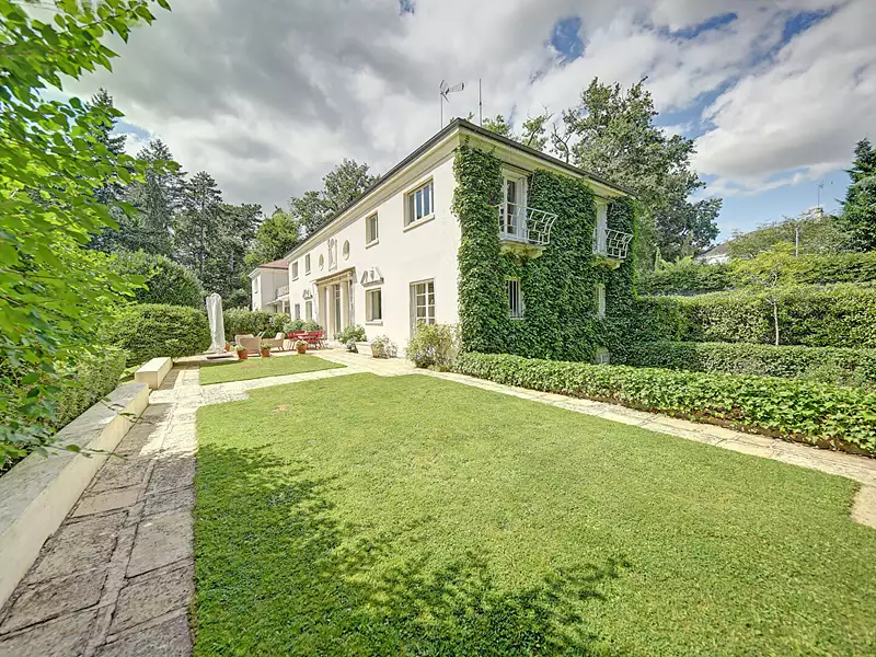 Maison, 363,4 m²