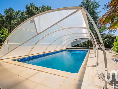 Maison, 182 m²