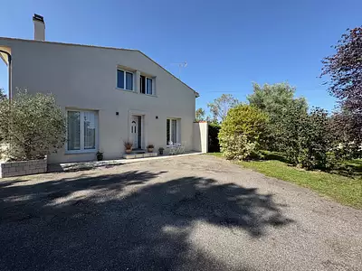 Maison, 180 m²