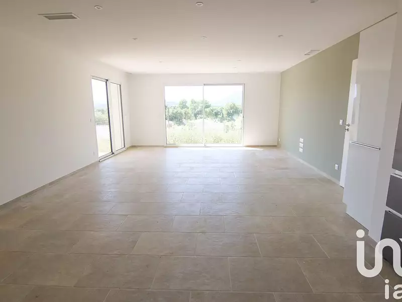 Maison, 120 m²