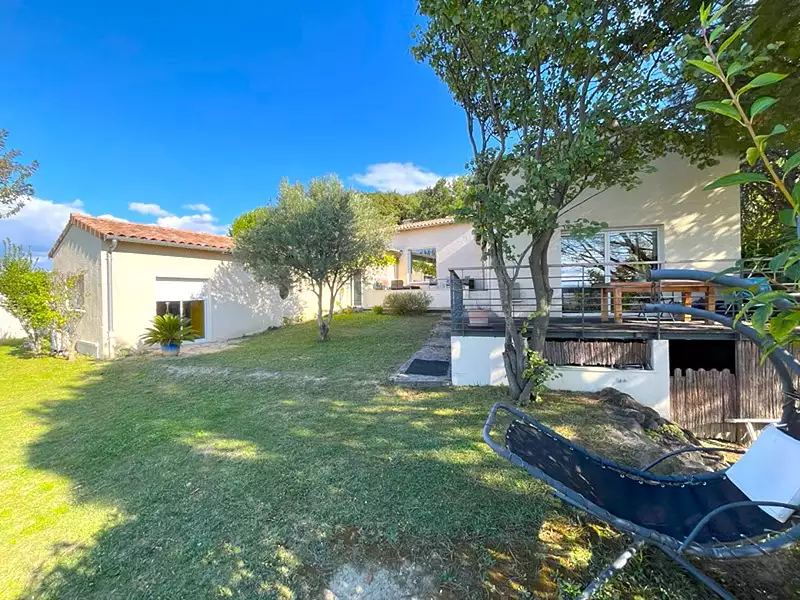 Maison, 180 m²