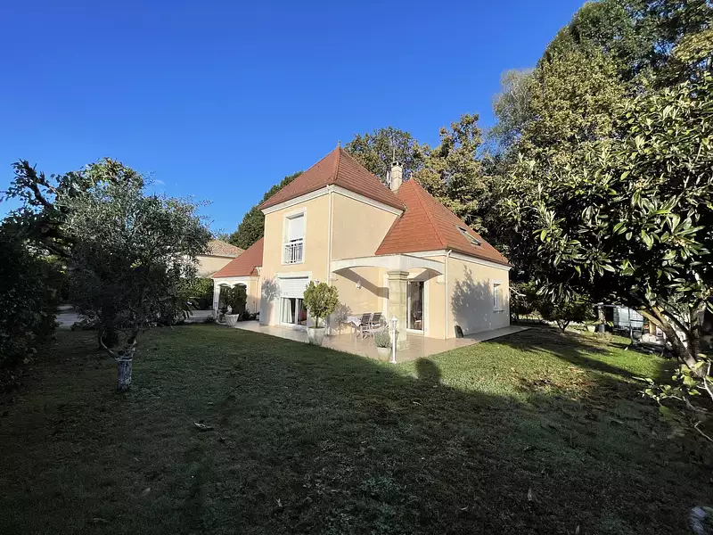 Maison, 170 m²