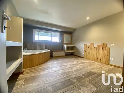 Maison, 250 m²