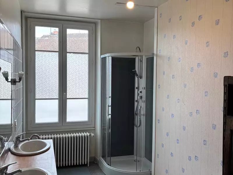 Immeuble, 350 m²