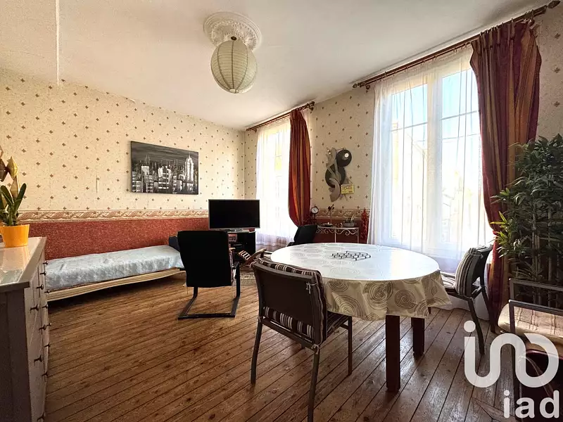 Immeuble, 300 m²