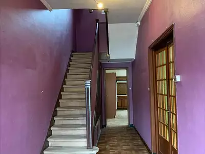 Maison, 166 m²