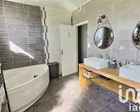 Maison, 266 m²
