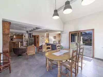 Maison, 174 m²