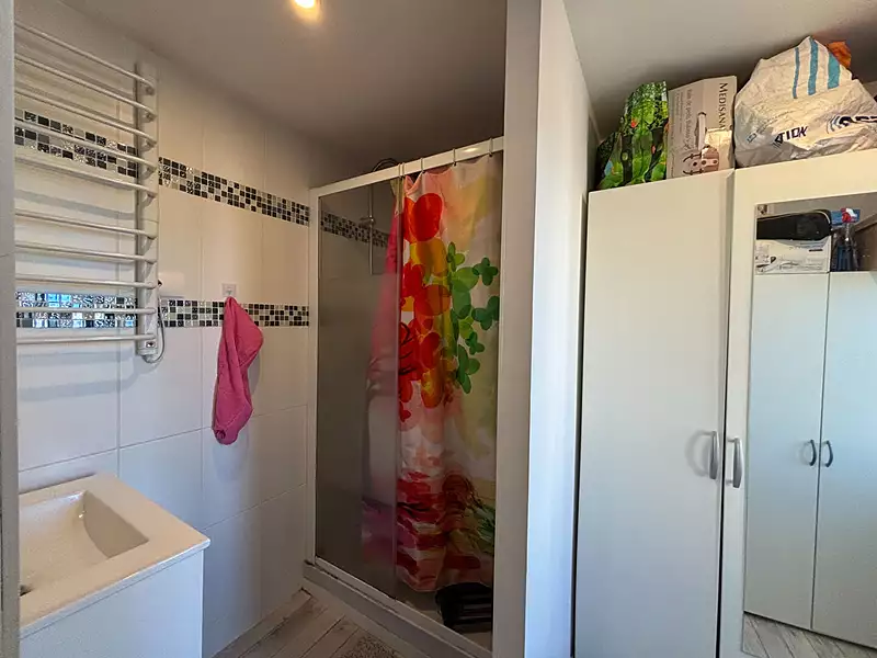 Immeuble, 140 m²