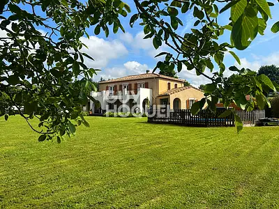 Maison, 230 m²