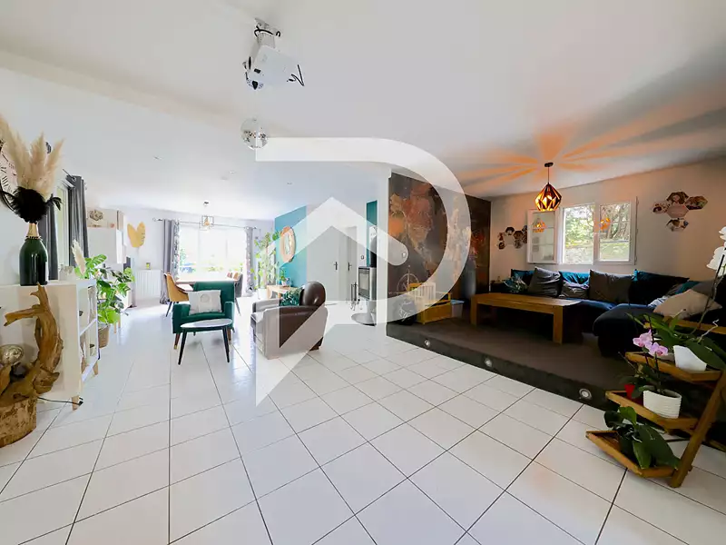 Maison, 140 m²
