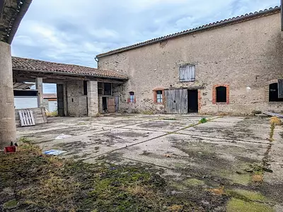Maison, 244 m²