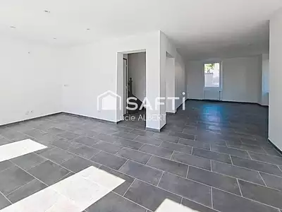 Maison, 165 m²