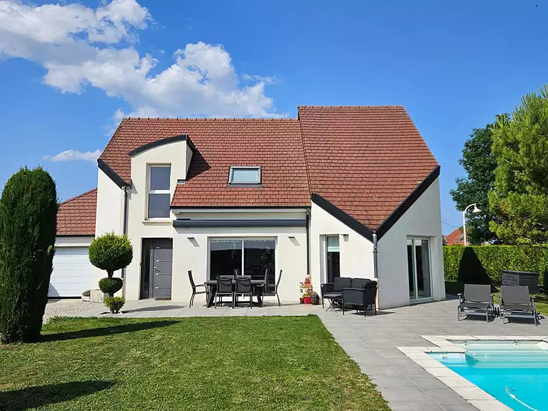 Maison, 177 m²