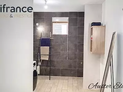 Maison, 250 m²