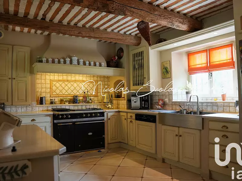 Maison, 310 m²