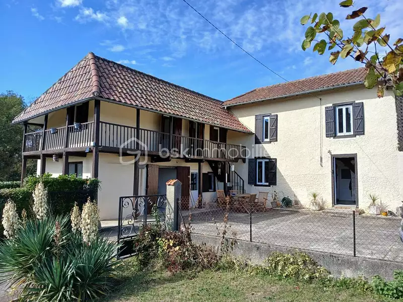 Maison, 165 m²