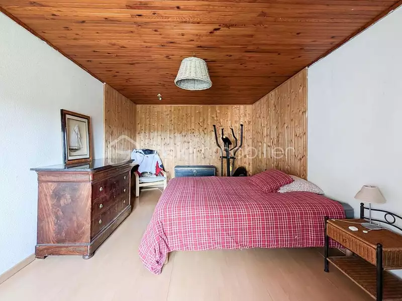 Maison, 230 m²