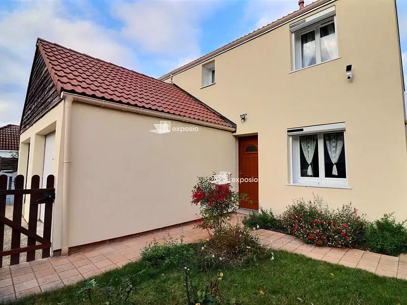 Maison, 93 m²