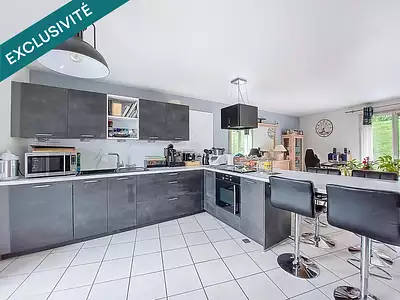 Maison, 94 m²