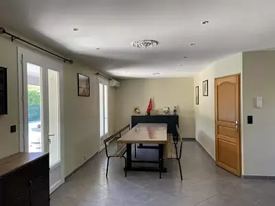Maison, 166 m²