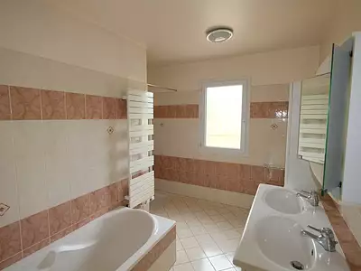 Maison, 110 m²