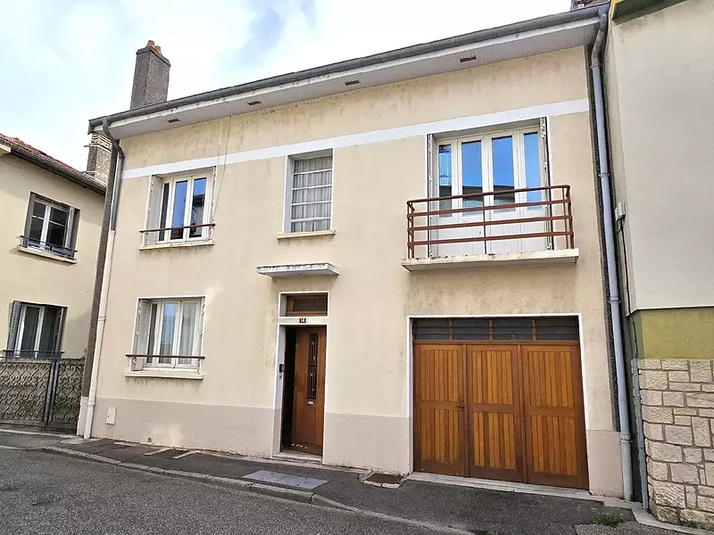 Maison, 180 m²