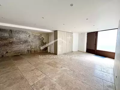 Immeuble, 115 m²