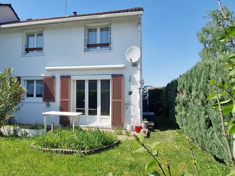 Maison, 92 m²