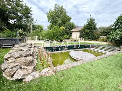 Maison, 295 m²