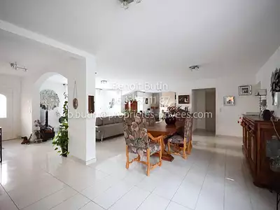 Maison, 207 m²