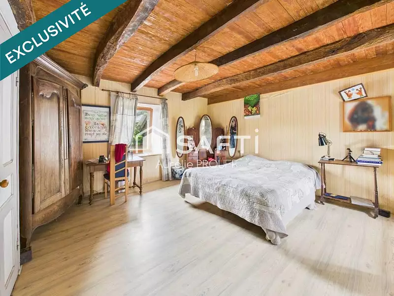 Maison, 228 m²