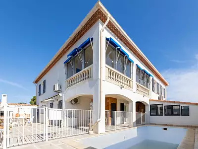 Maison, 220 m²