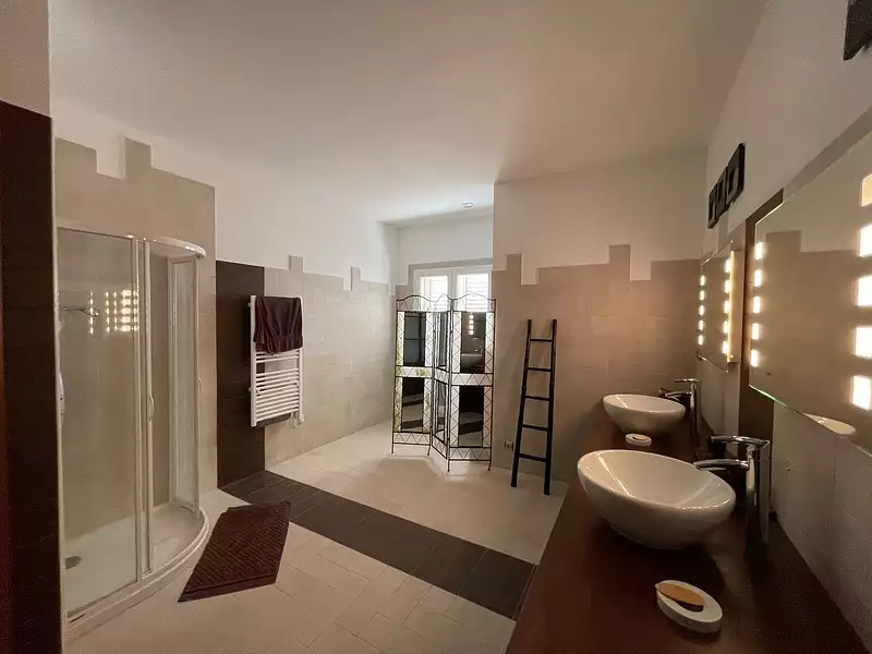 Maison, 265 m²